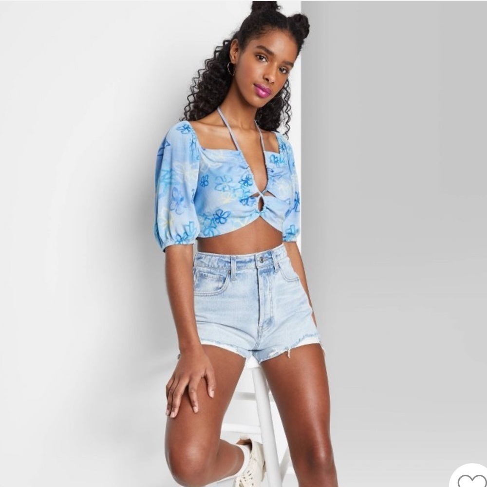 M14 NWT Wild Fable Women's Puff Short Sleeve Woven Top Blue Floral Size M